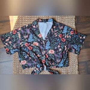 Cider collar floral knotted short sleeve blouse